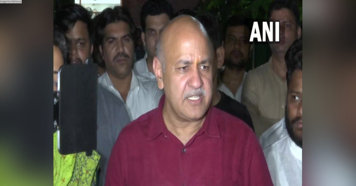 Sisodia leaves CBI headquarters after 9-hour questioning, claims 